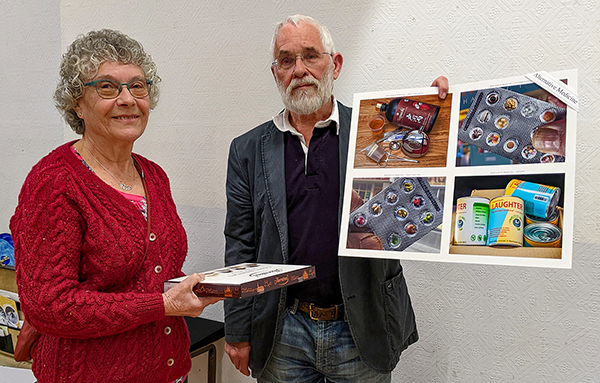 2025 Prize presentation to Panel of Prints winner (David Hoyle) for website